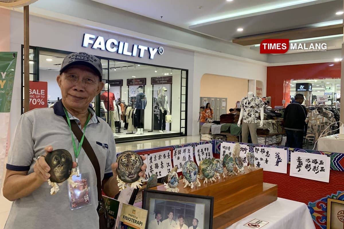 Fong An, Seniman Rock Art Asal Blitar yang Karyanya Diburu Kolektor Internasional